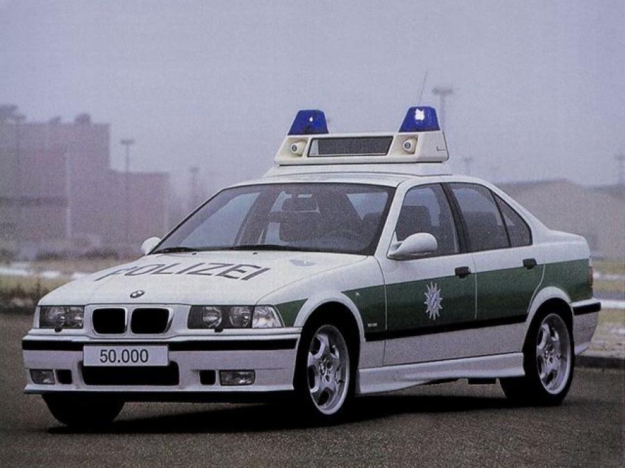  BMW M3 Sedan Polizei 1994 года  (фото 1 из 1)